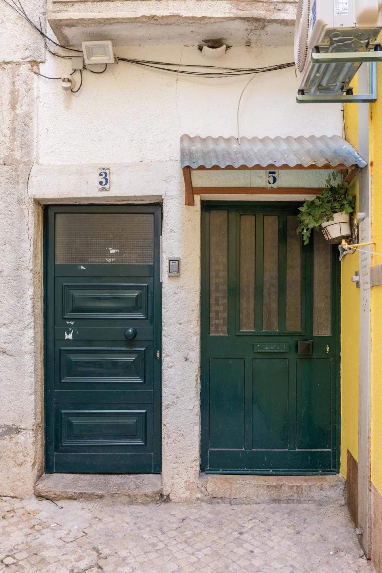 Apartamento Em Alfama - Centro Historico Lisbon Bagian luar foto